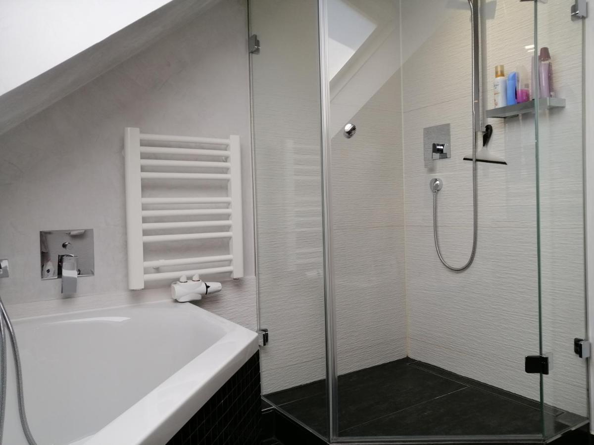 Ruhige Wohnung In Der Naehe Von Frankfurt Kelkheim Esterno foto